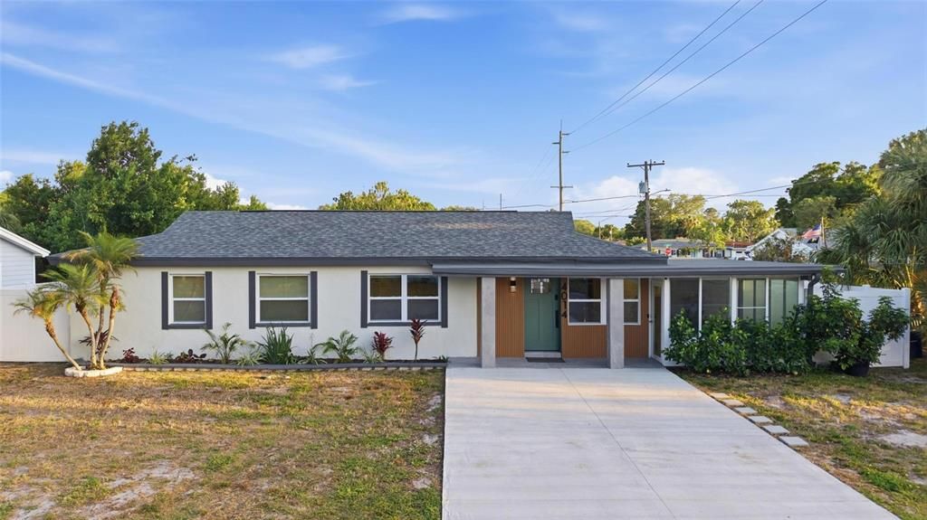 Active With Contract: $630,000 (4 beds, 3 baths, 2014 Square Feet)