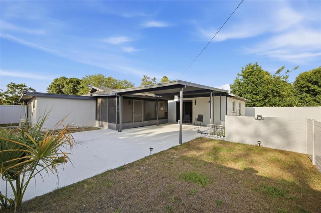 Active With Contract: $630,000 (4 beds, 3 baths, 2014 Square Feet)