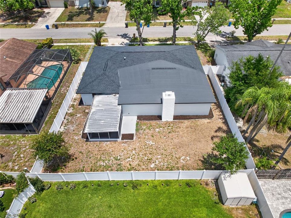 Activo con contrato: $549,000 (3 camas, 2 baños, 2445 Pies cuadrados)