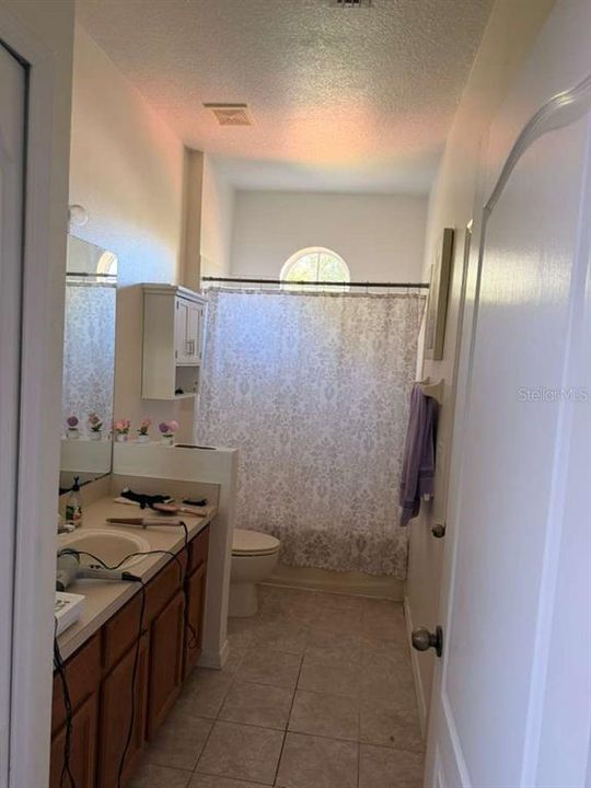 В аренду: $2,300 (3 спален, 2 ванн, 1365 Квадратных фут)