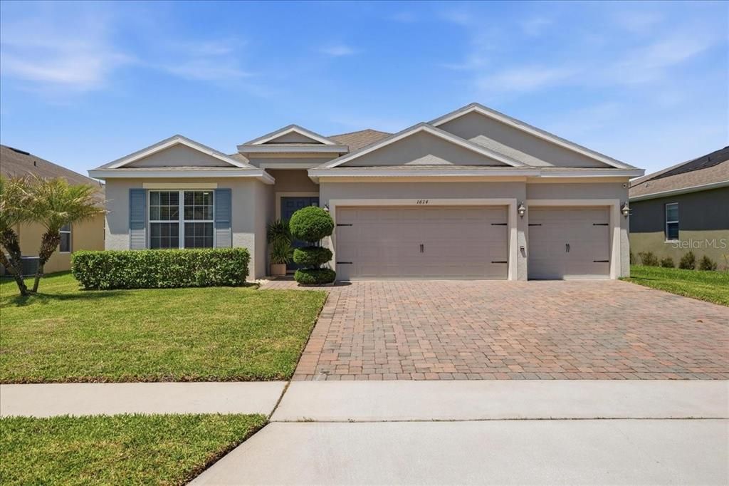 Active With Contract: $449,000 (4 beds, 3 baths, 2358 Square Feet)