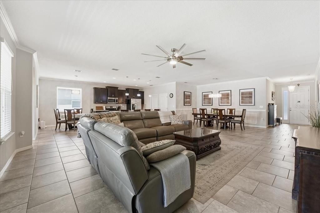 Active With Contract: $449,000 (4 beds, 3 baths, 2358 Square Feet)