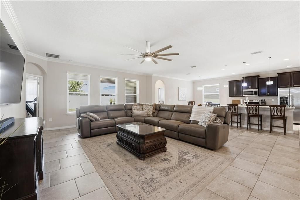 Active With Contract: $449,000 (4 beds, 3 baths, 2358 Square Feet)