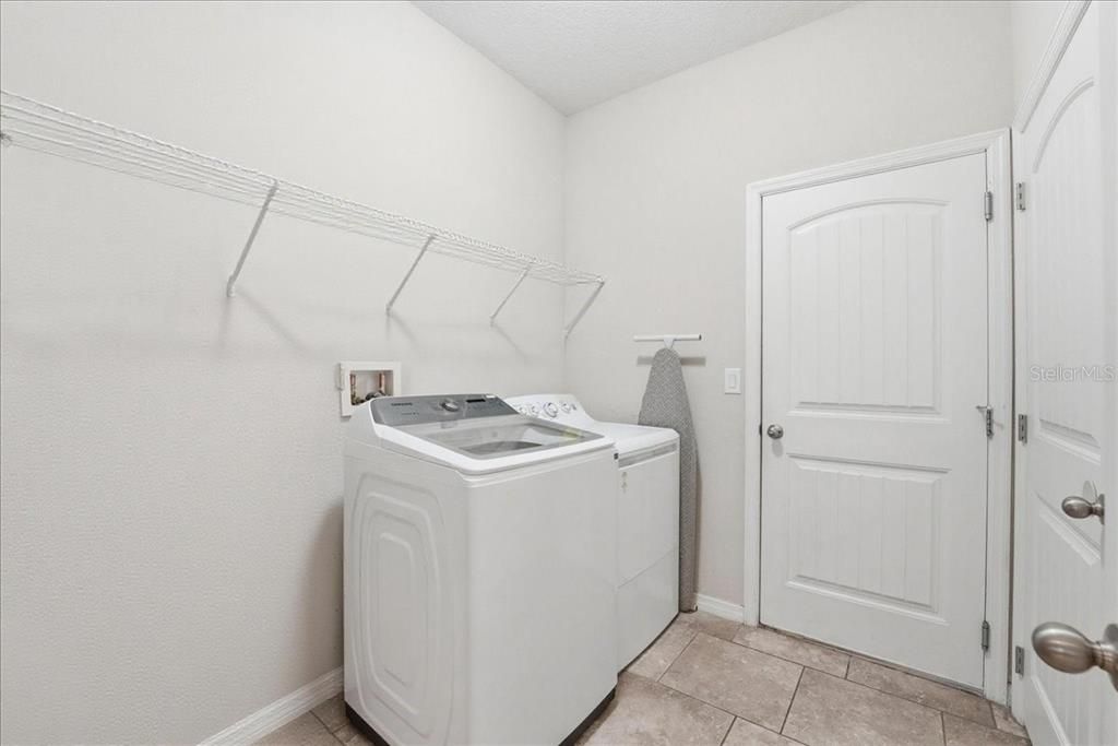 Active With Contract: $449,000 (4 beds, 3 baths, 2358 Square Feet)