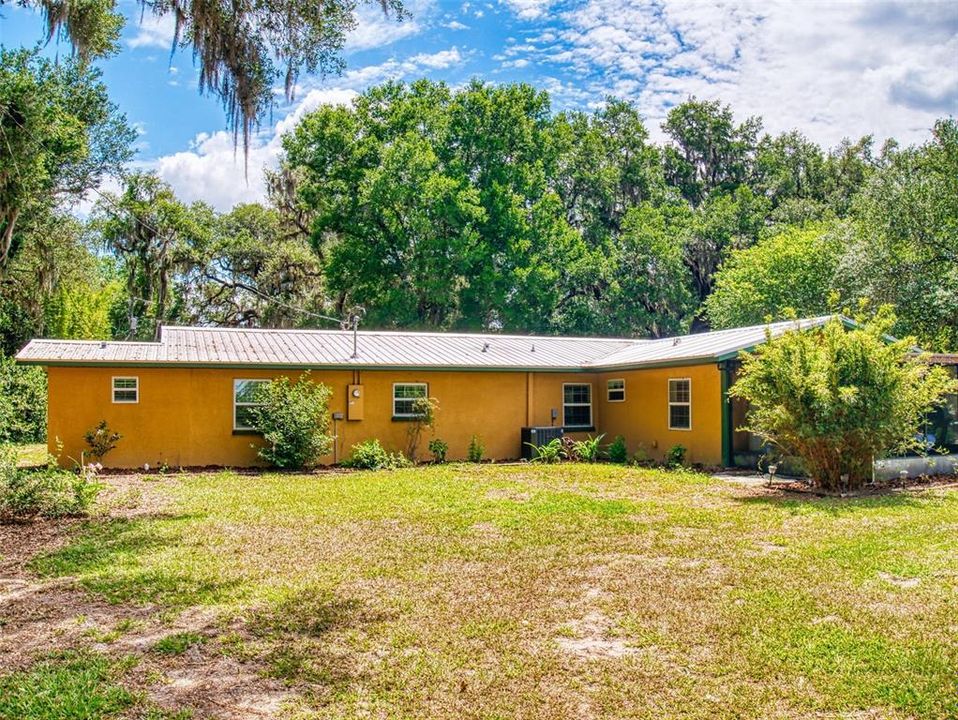 En Venta: $615,000 (3 camas, 2 baños, 1761 Pies cuadrados)