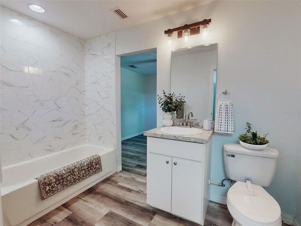 En Venta: $615,000 (3 camas, 2 baños, 1761 Pies cuadrados)