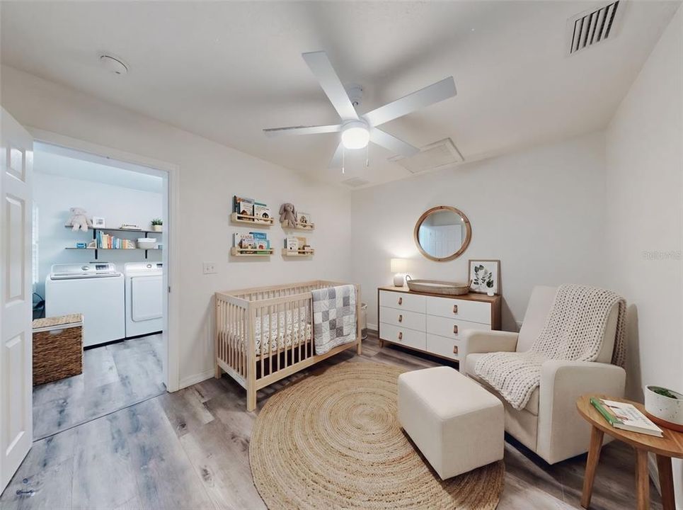 En Venta: $615,000 (3 camas, 2 baños, 1761 Pies cuadrados)