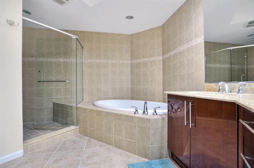 For Rent: $7,000 (3 beds, 2 baths, 2150 Square Feet)