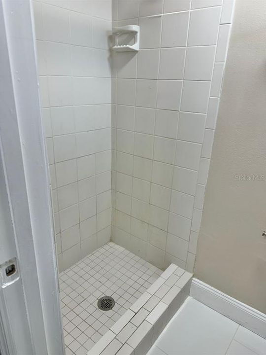 Active With Contract: $2,500 (2 beds, 2 baths, 1250 Square Feet)
