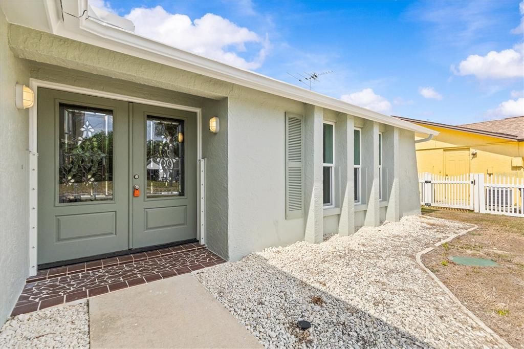 For Sale: $490,000 (3 beds, 2 baths, 1662 Square Feet)