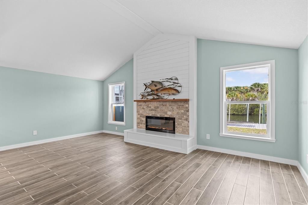 For Sale: $490,000 (3 beds, 2 baths, 1662 Square Feet)