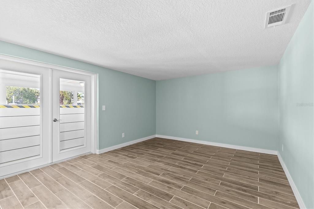 For Sale: $490,000 (3 beds, 2 baths, 1662 Square Feet)