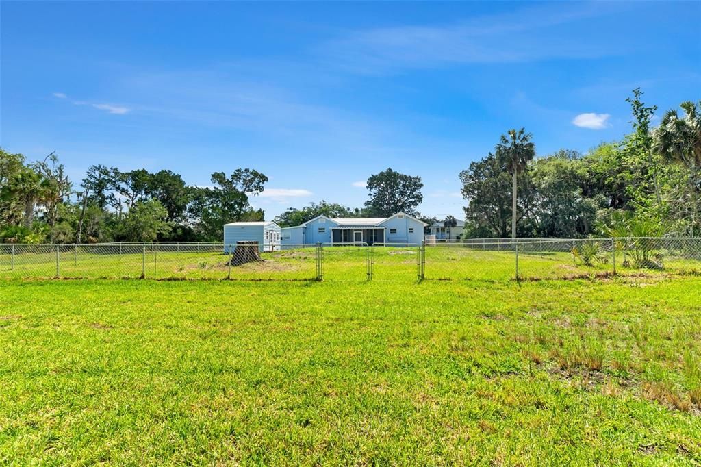 En Venta: $234,900 (4 camas, 2 baños, 1435 Pies cuadrados)