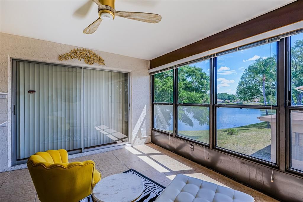 For Sale: $175,000 (2 beds, 2 baths, 1114 Square Feet)