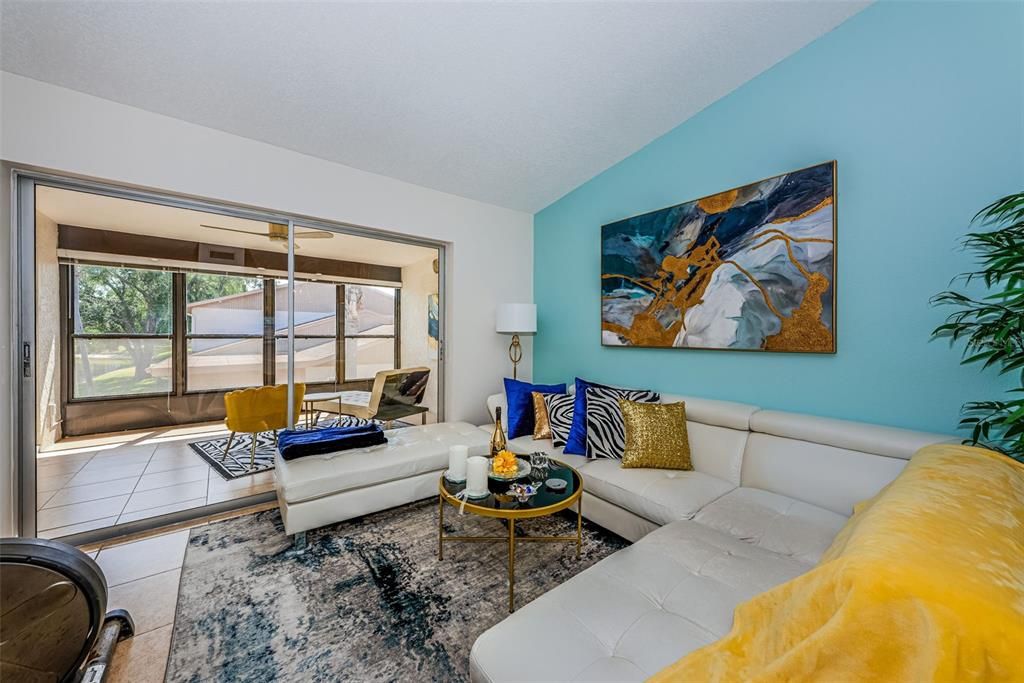 For Sale: $175,000 (2 beds, 2 baths, 1114 Square Feet)
