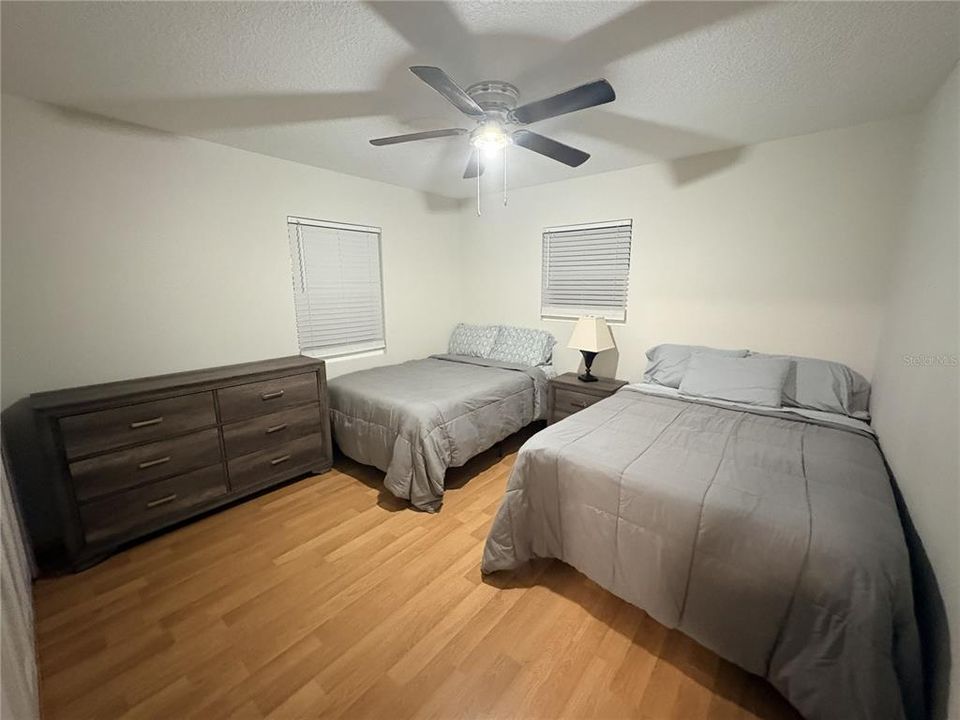 For Rent: $3,500 (2 beds, 1 baths, 900 Square Feet)