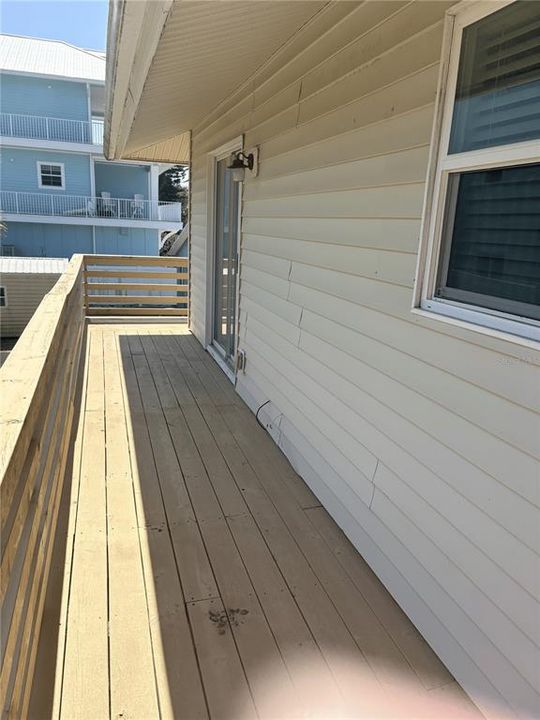 For Rent: $3,500 (2 beds, 1 baths, 900 Square Feet)