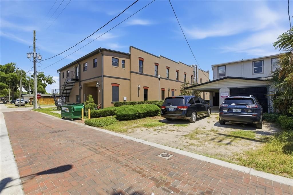 For Sale: $474,000 (0 beds, 0 baths, 3921 Square Feet)