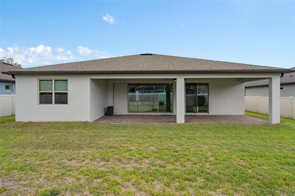 En Venta: $799,999 (4 camas, 3 baños, 2692 Pies cuadrados)