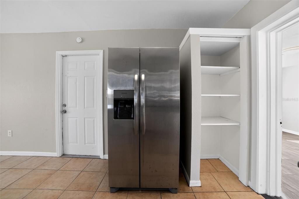На продажу: $169,900 (3 спален, 1 ванн, 874 Квадратных фут)