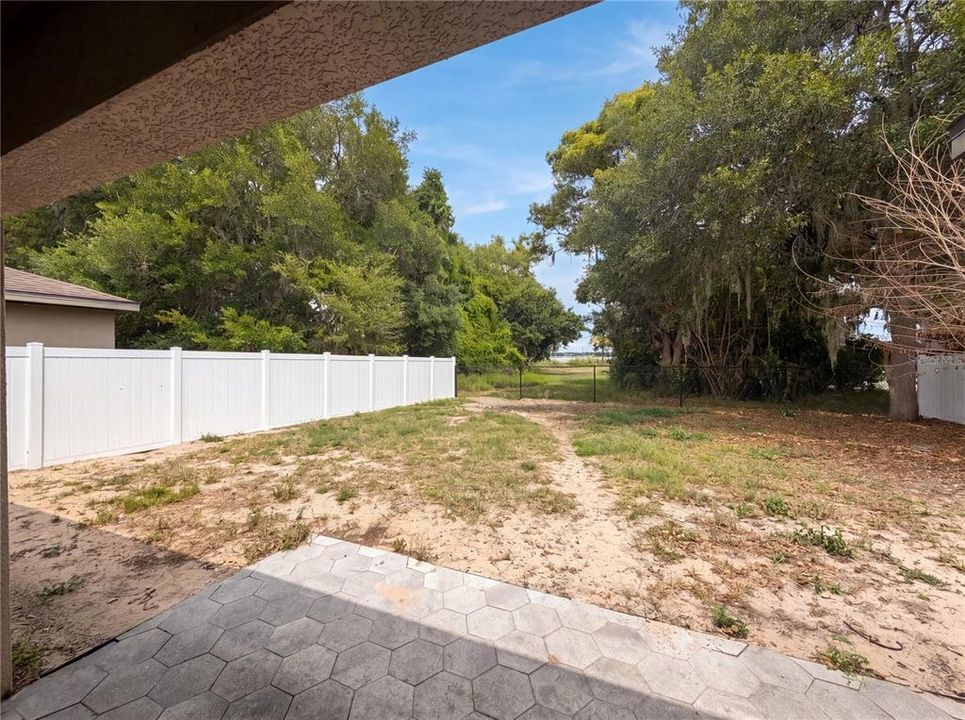 En Venta: $286,000 (3 camas, 2 baños, 1629 Pies cuadrados)