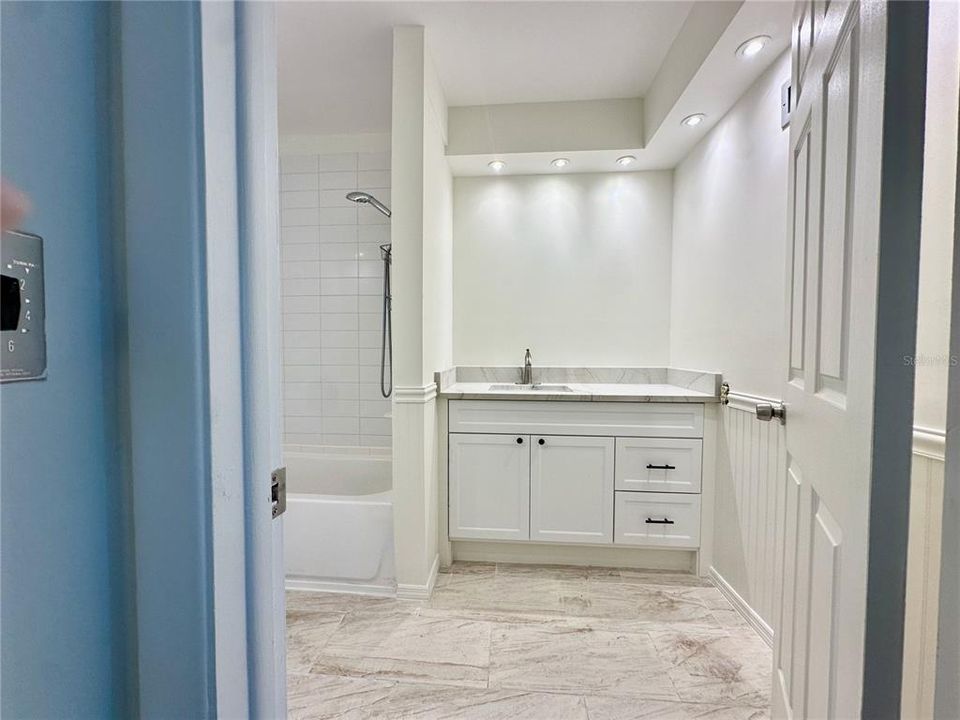 En Venta: $189,500 (1 camas, 1 baños, 958 Pies cuadrados)