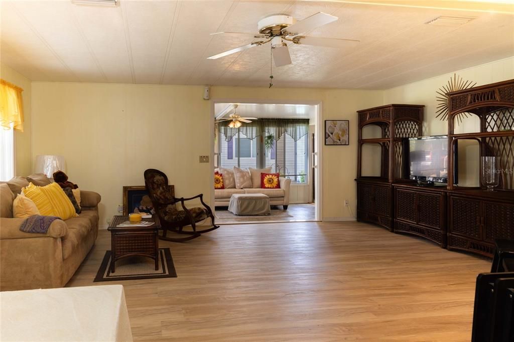 En Venta: $135,000 (2 camas, 2 baños, 1056 Pies cuadrados)