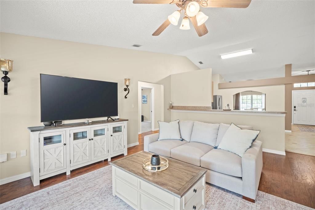 For Sale: $419,000 (4 beds, 2 baths, 2083 Square Feet)