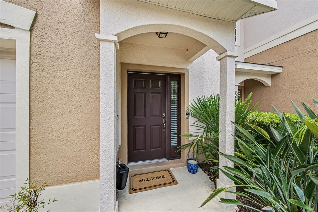 Active With Contract: $310,000 (2 beds, 2 baths, 1516 Square Feet)