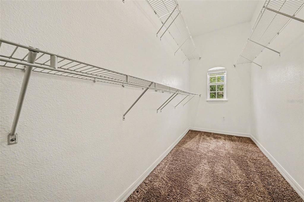 Active With Contract: $310,000 (2 beds, 2 baths, 1516 Square Feet)