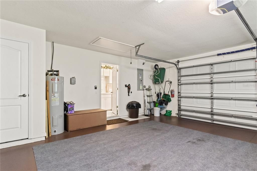 For Sale: $309,700 (3 beds, 2 baths, 2021 Square Feet)
