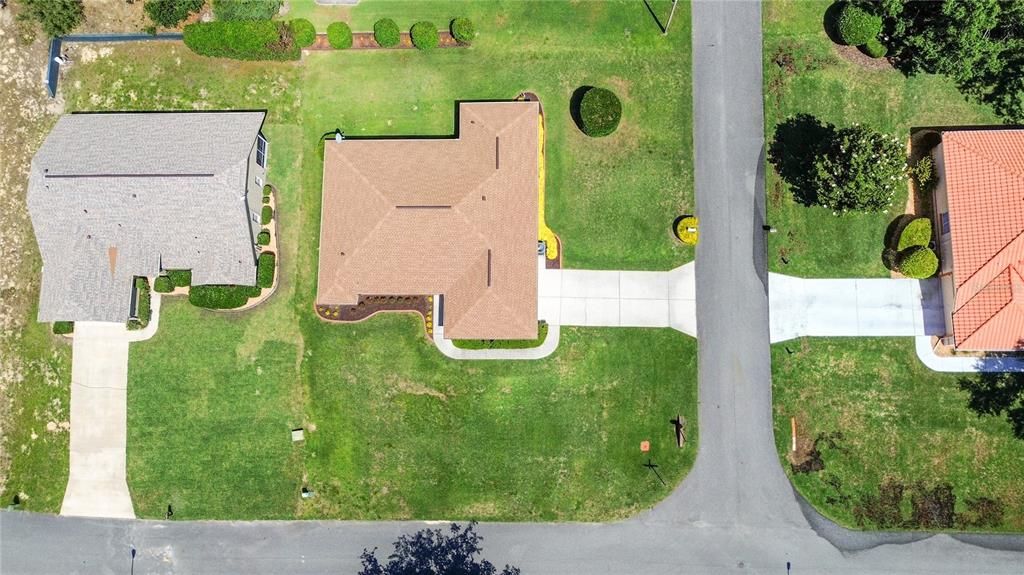 For Sale: $309,700 (3 beds, 2 baths, 2021 Square Feet)