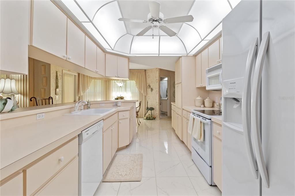 For Sale: $309,700 (3 beds, 2 baths, 2021 Square Feet)