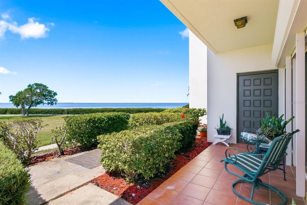 For Sale: $475,000 (2 beds, 2 baths, 1330 Square Feet)