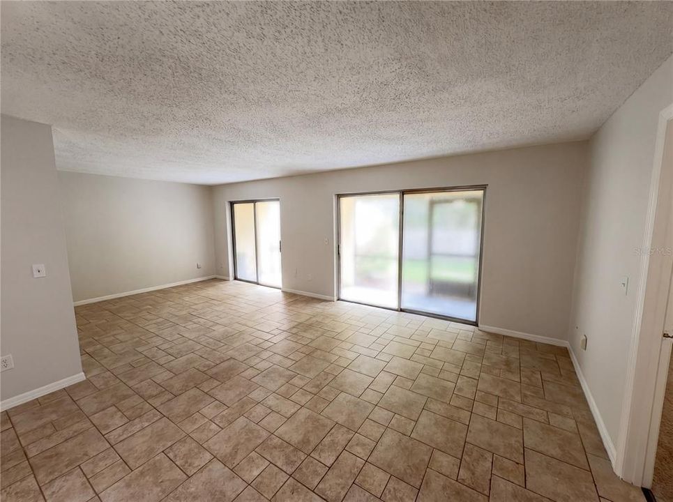 En Venta: $238,000 (3 camas, 2 baños, 1425 Pies cuadrados)