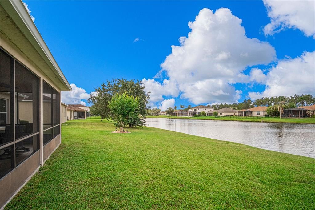 Activo con contrato: $355,000 (3 camas, 2 baños, 1537 Pies cuadrados)