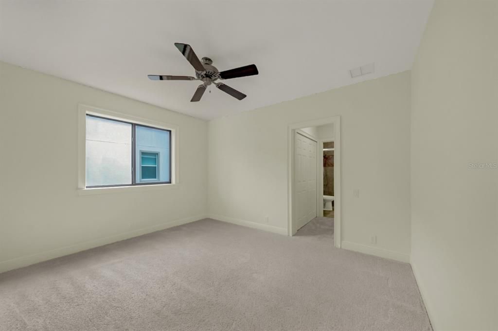 For Sale: $530,000 (3 beds, 3 baths, 2754 Square Feet)