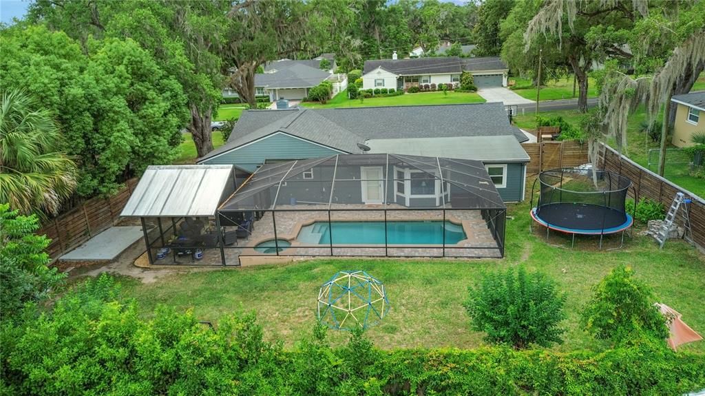 En Venta: $534,900 (4 camas, 2 baños, 2023 Pies cuadrados)
