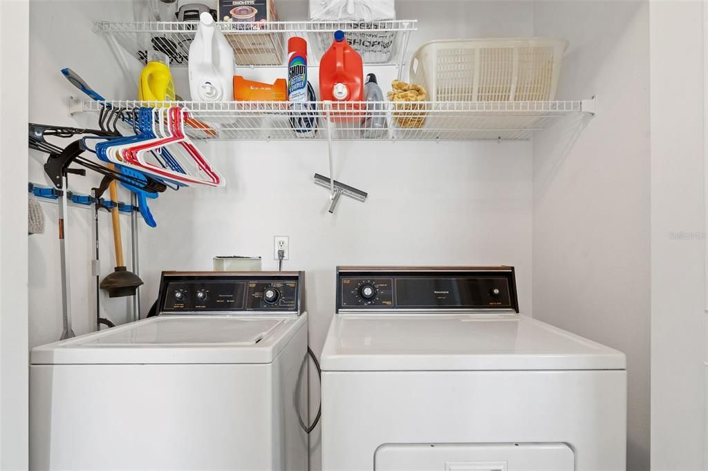 For Sale: $340,900 (2 beds, 2 baths, 920 Square Feet)