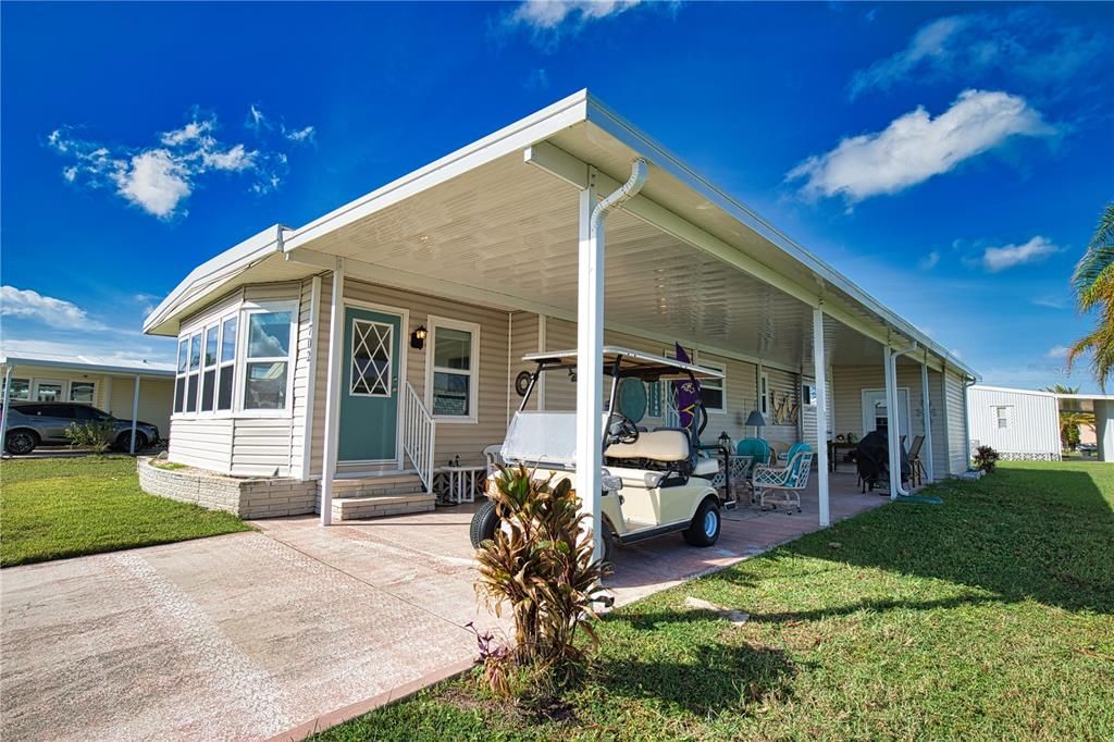 Activo con contrato: $129,900 (2 camas, 2 baños, 1476 Pies cuadrados)