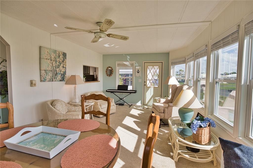 Activo con contrato: $129,900 (2 camas, 2 baños, 1476 Pies cuadrados)
