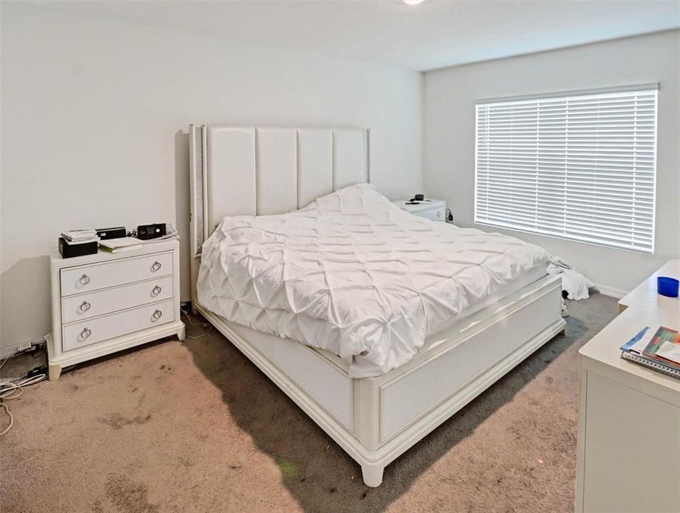 For Sale: $300,000 (4 beds, 2 baths, 1846 Square Feet)