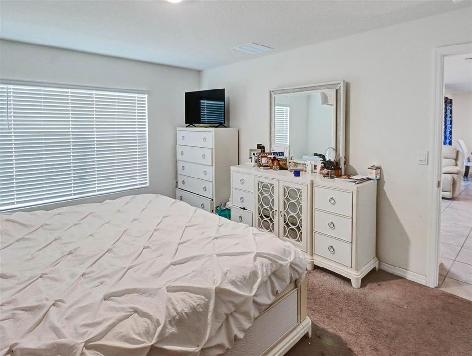 For Sale: $300,000 (4 beds, 2 baths, 1846 Square Feet)