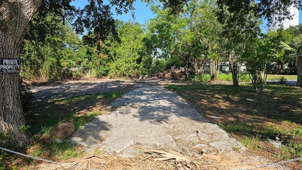 最近售出: $75,000 (0.29 acres)