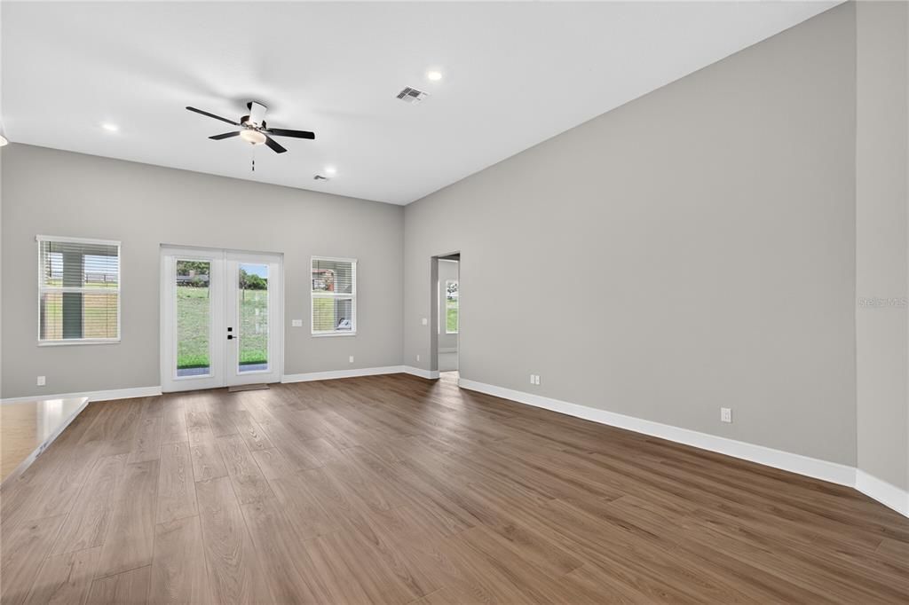 For Sale: $749,900 (4 beds, 3 baths, 3389 Square Feet)