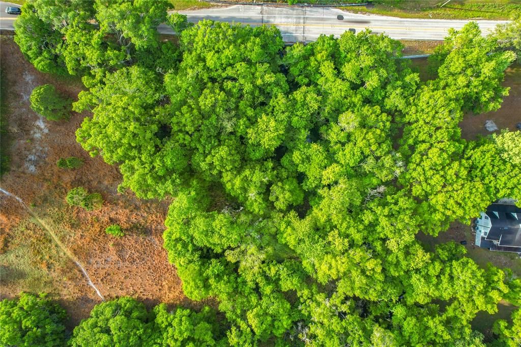 На продажу: $849,900 (4.14 acres)