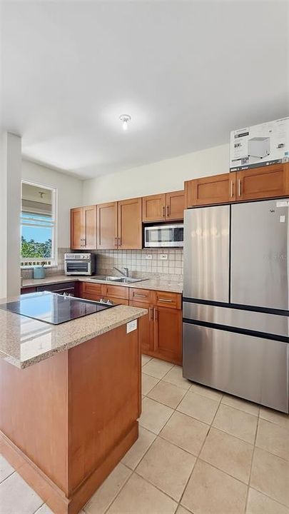 En Venta: $415,000 (3 camas, 2 baños, 1582.7 Pies cuadrados)