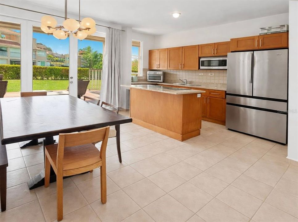 En Venta: $415,000 (3 camas, 2 baños, 1582.7 Pies cuadrados)