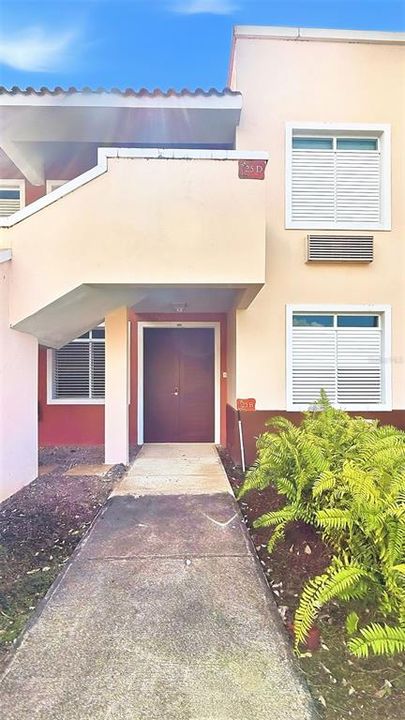 En Venta: $415,000 (3 camas, 2 baños, 1582.7 Pies cuadrados)