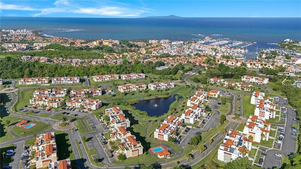 En Venta: $415,000 (3 camas, 2 baños, 1582.7 Pies cuadrados)